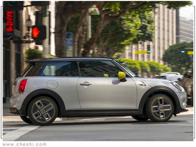 mini cooper��˭���µ�(�ٵ�3���£�MINI�³�����Ԥ�������ó����񣬿�����ϲ����)