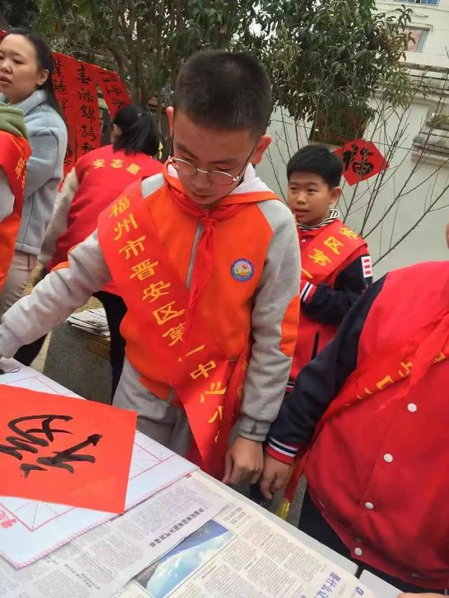 定安县小型对辊破碎机
