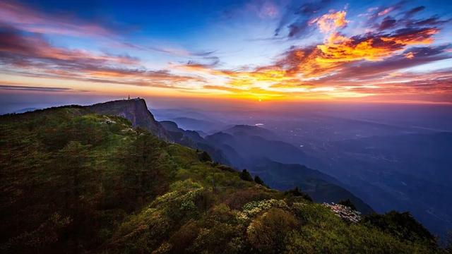 峨眉山风景图片