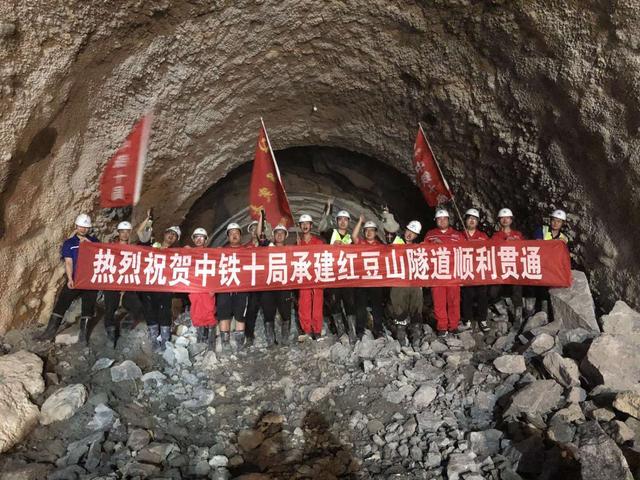 临沧小型花岗岩制砂机厂家
