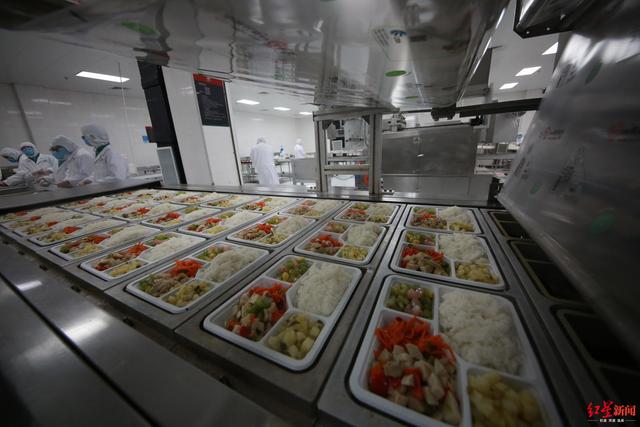 动车盒饭