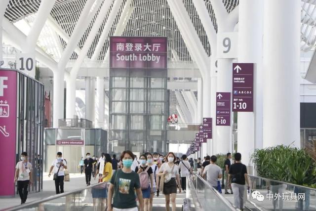 深圳机械展开幕典礼