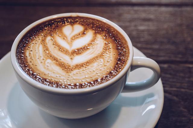 作者丨田姗姗你方唱罢我方登场,这句话很好地描绘了2021年咖啡市场的