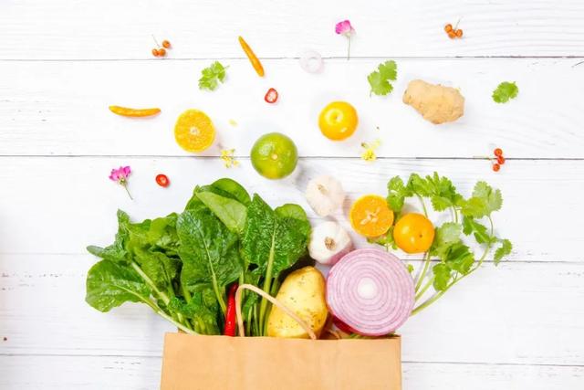 老年人饮食应该遵循哪些原则？