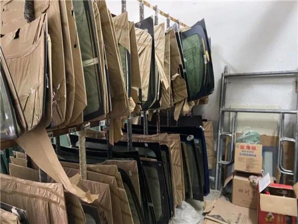 汽车玻璃破碎机价格