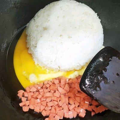 如何做蛋炒饭？