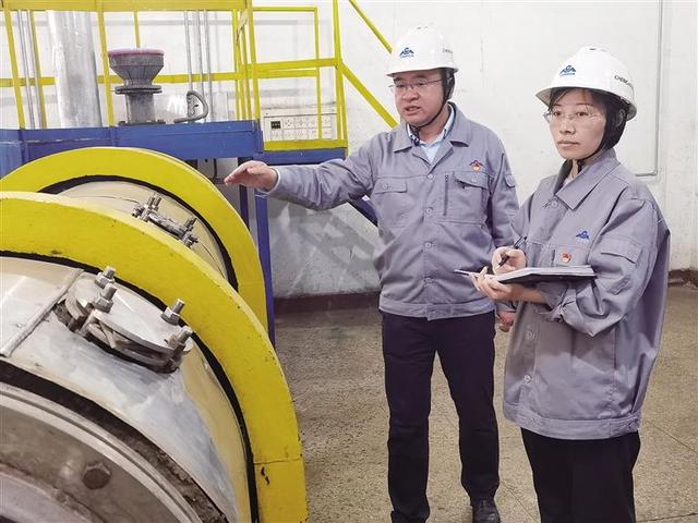 包含矿石过滤机的词条