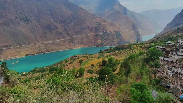 「刚刚宣布」渡口跳舞(渡口跳舞抖音)