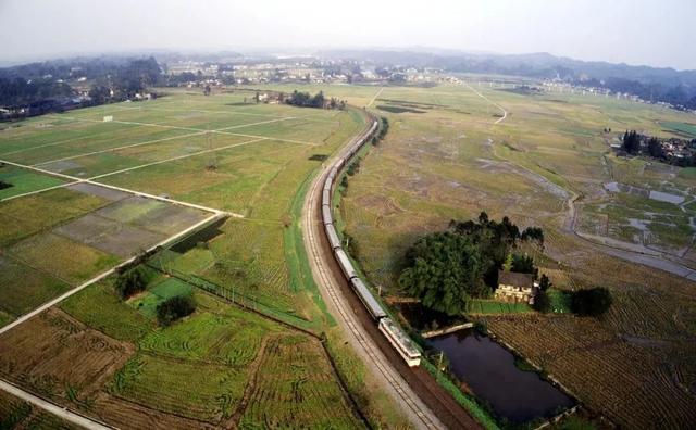 成都160人团建