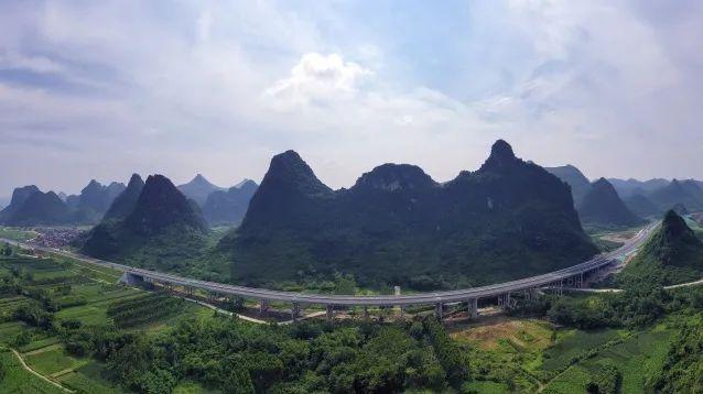 龙南移动洗砂机厂家