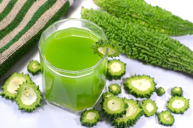 夏季养生宜吃“苦”，但这类果蔬，发苦慎吃