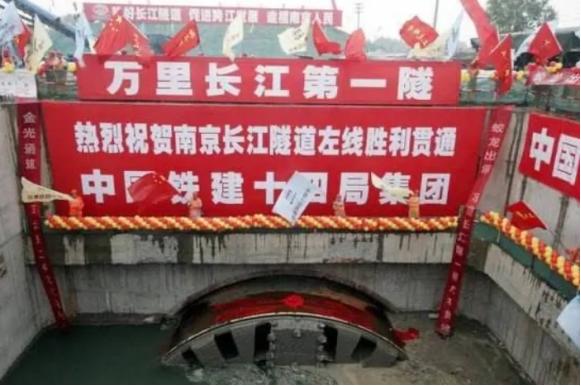 河南新乡玉米破碎机