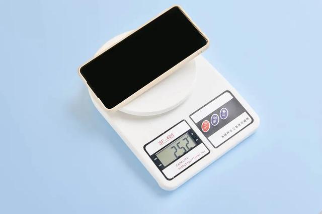 差不多等于一部 6.