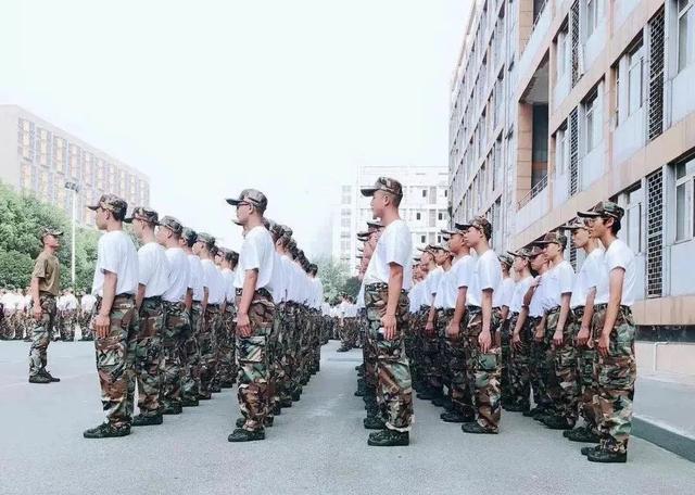 戒网瘾学校叫什么(戒网瘾学校叫什么名字)(图8)