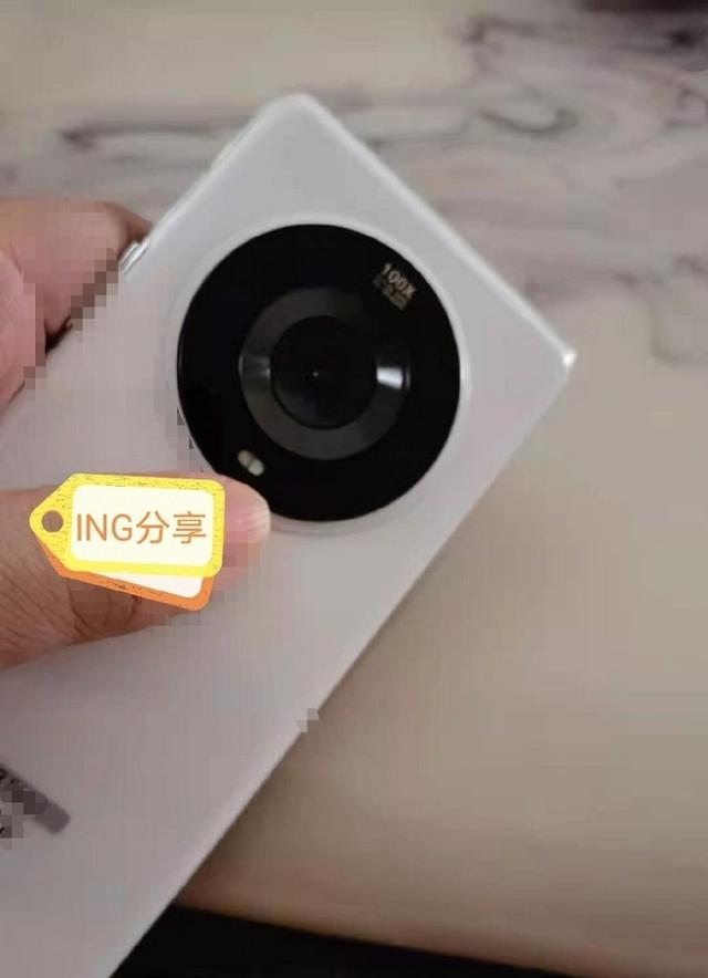 疑似榮耀Magic 3背部諜照曝光 後攝或支持100X混合數字變焦