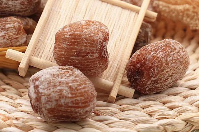 日食三颗枣百岁不显老？怎样吃大有讲究