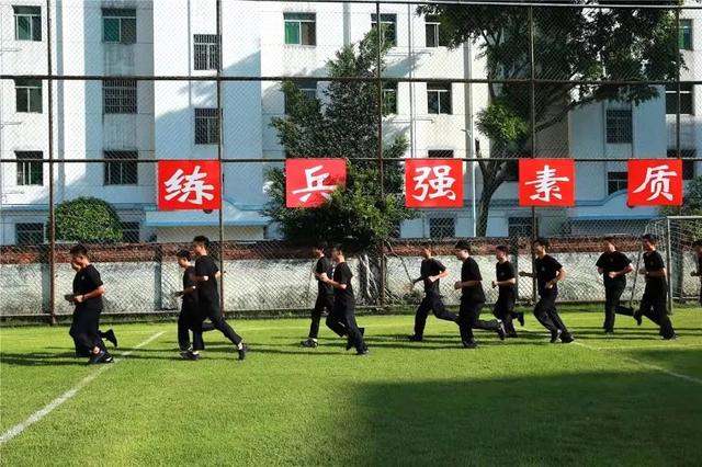 梅州破碎机配件