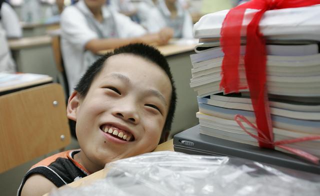 惋惜！他还是离开了…多位明星曾为他加油