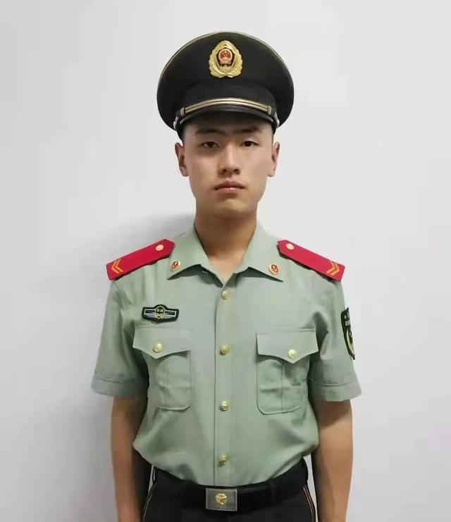 卫生健康情况,防疫消毒工作以及上传下达通知材料,执行了2次二级专机