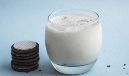 酸奶不是这样喝的！教你4招选出健康酸奶，正确喝才受益