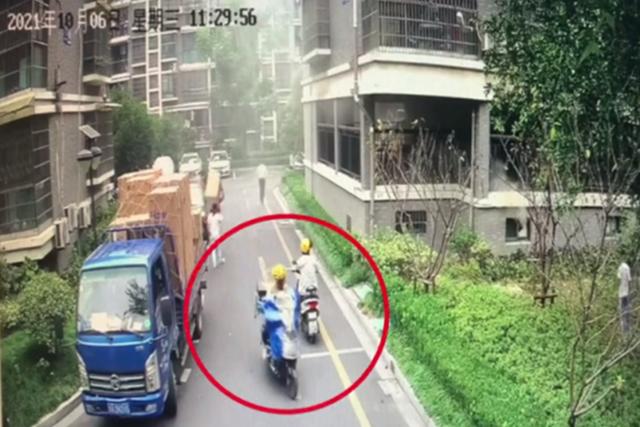 杭州热心肠的外卖小哥找到了！送单途中他“抽空”救了个火