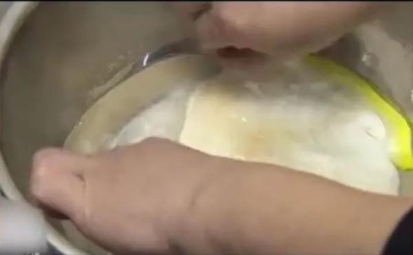 抹布怎么能洗干净(新买的抹布怎样处理)