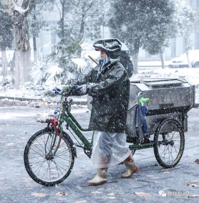 让你十月就穿秋裤的原因 找到了 新闻时间