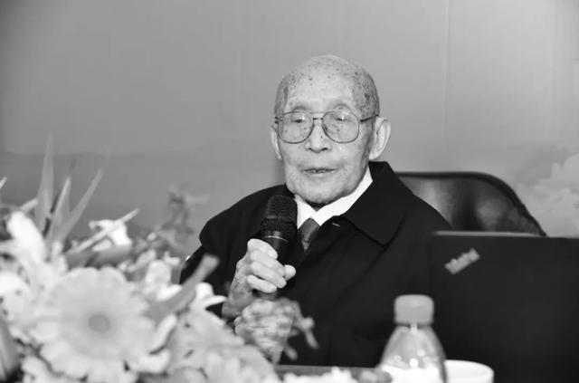 环境工程学院蒋展鹏