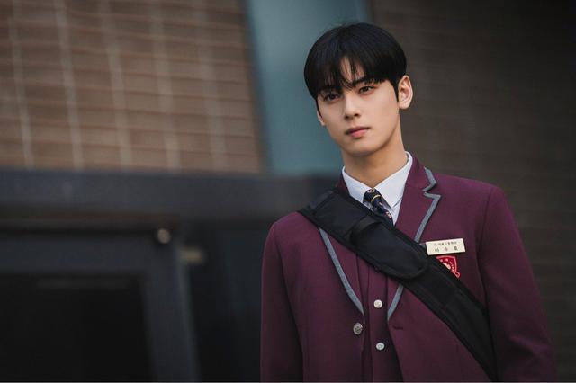 车银优高中女朋友照片(车银优想找一个中国人做女朋友吗)-天晟网