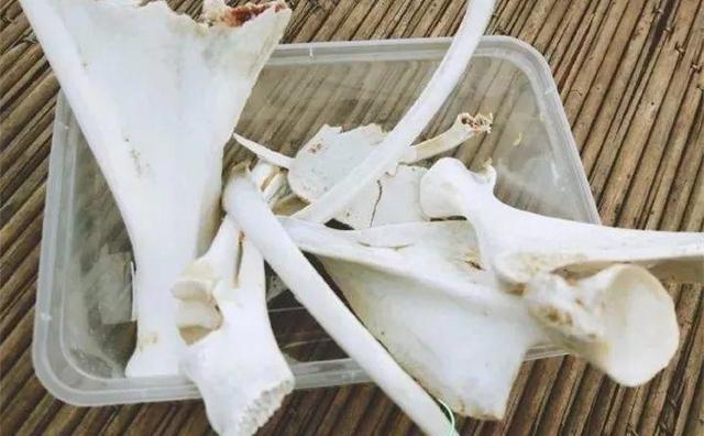 破碎机吸料不全