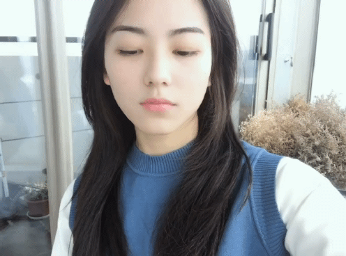 非常内涵的美女动态图：穿外套进温泉是不对的！?