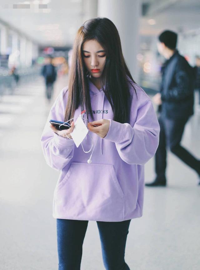 鞠婧祎卫衣图片鞠婧祎卫衣图片大全