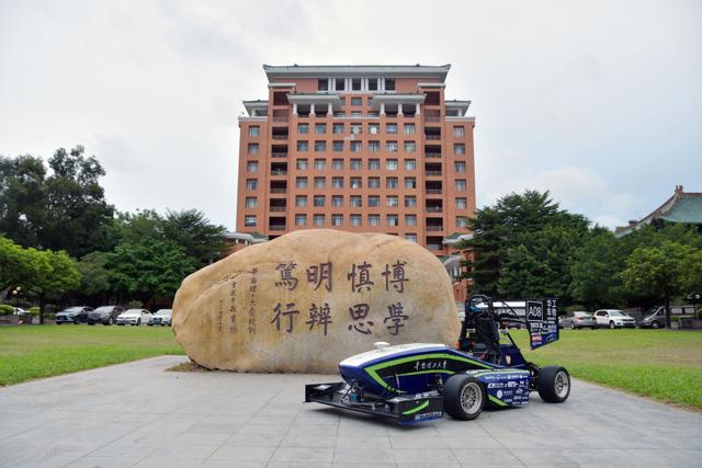 这所大学的校友何以占据新能源汽车界“半壁江山”