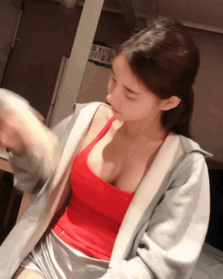 内涵图污gif：还是走路颤抖起来更好看