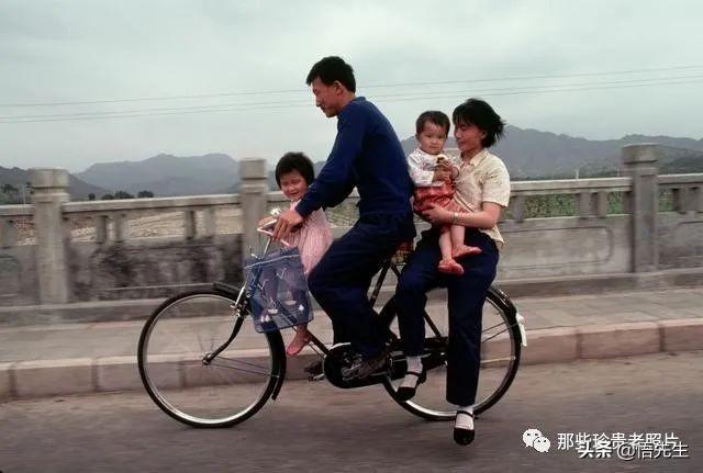 70年代老照片，看着仿佛穿越了