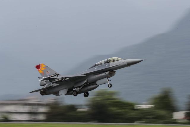 孟晚舟回家激发出台湾回家的强烈呼声，台湾何时才能回家？