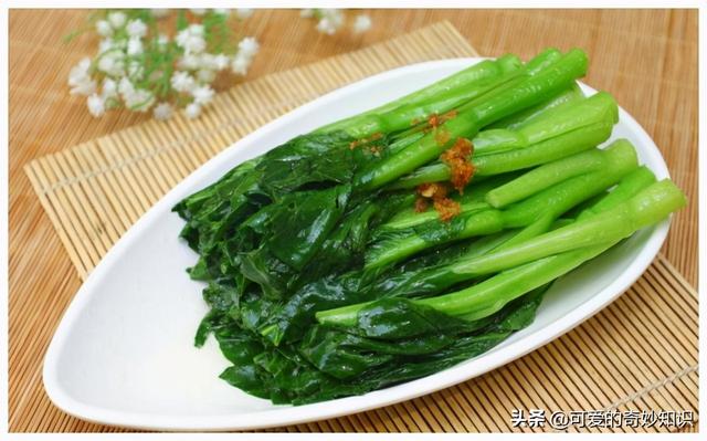 很多食物不宜隔夜吃，今天就带你了解哪些隔夜饭菜不能吃