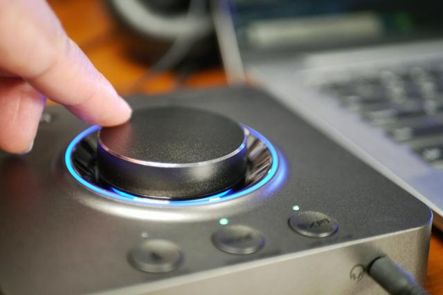 這個環繞音效真牛，創新Sound Blaster X4外置聲卡的音質音效體驗
