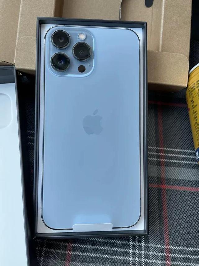 等了一个多月的iphone 13 Pro Max 终于到货了