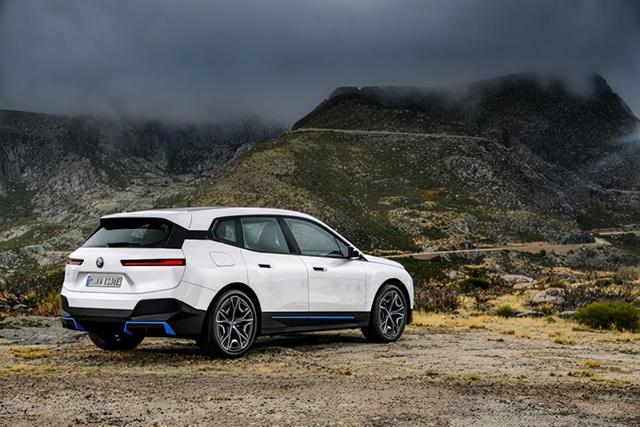 明年上市的重磅纯电SUV，宝马封顶之作iX，凯迪拉克回头率最高