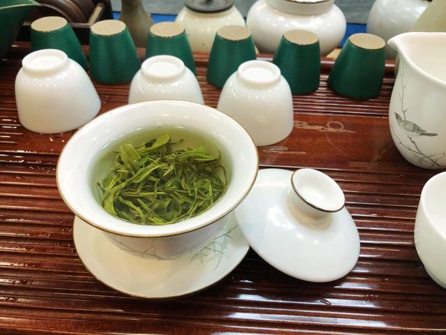 肖坑茶叶:肖坑茶，是春天对爱茶人的馈赠