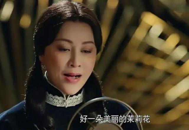明明“廉颇老矣”，非要“尬演少女”的5大女星，羞不羞？