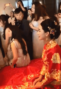 性感美女内涵动图：美女你这样，不敢直视啊！