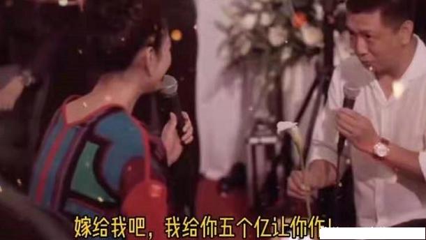 45岁的李小冉，就这样改写了她的结局，苦尽甘来终无遗憾