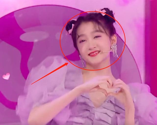 宋亚轩和女生跳舞宋亚轩和女生跳舞视频