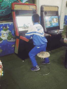 爆笑雷人的GIF：生命探测仪到底是什么高级东西！