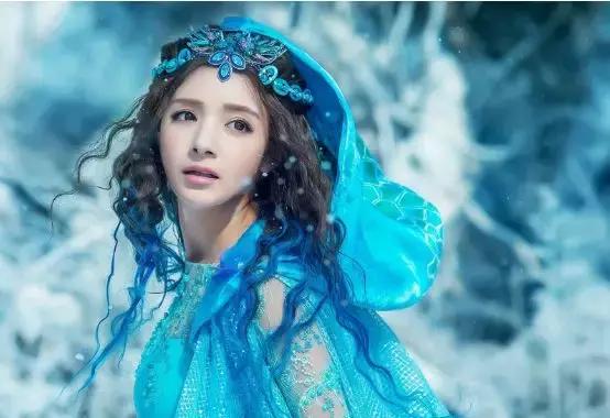 麦迪娜生产是顺产吗（麦迪娜生产顺产还是剖腹）