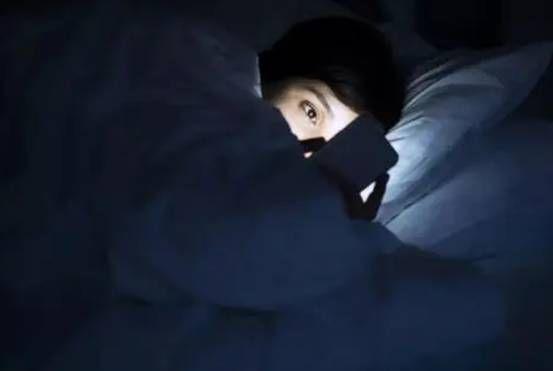 天天睡眠充足，但每天经常犯困瞌睡，医生：有病作祟