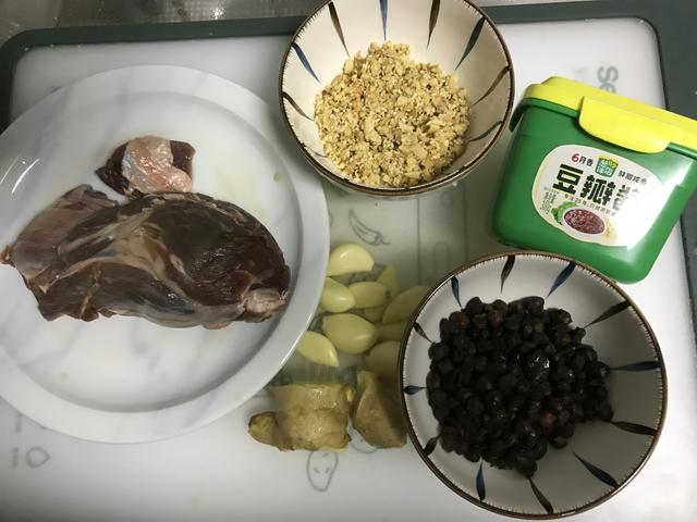 秋季，这个肉要多吃，营养丰富，孩子常吃，增强体质长个快