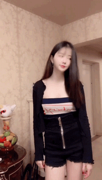 另类的美女动态图片：小婊砸，你们的电臀弱爆啦